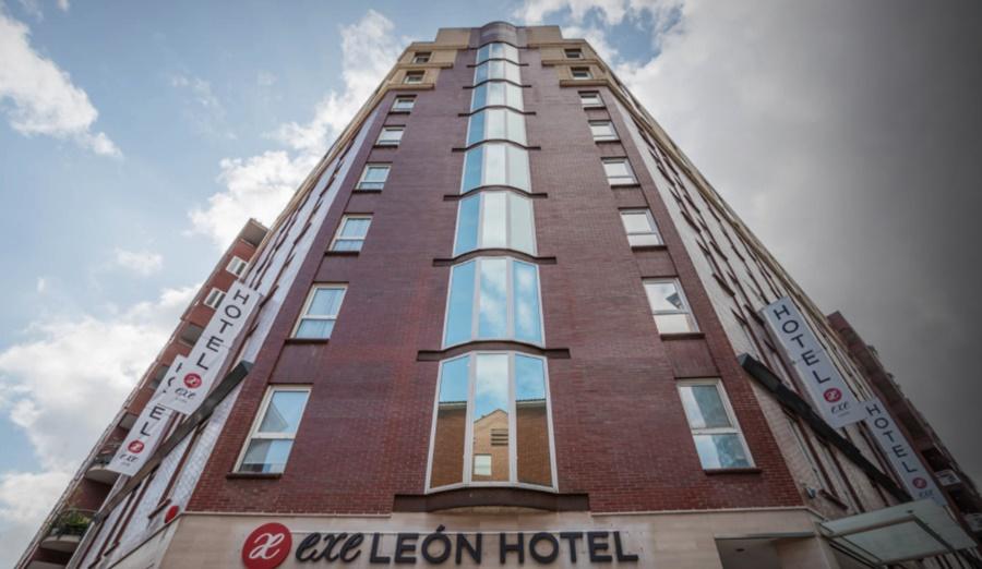 Exe León Leão Exterior foto